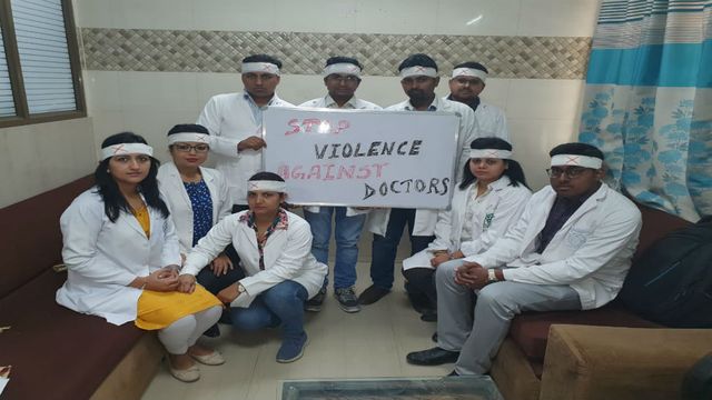 Mamata Banerjee faces ire of protesting doctors in Kolkata over their security