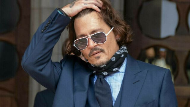 Johnny Depp a leșinat în camera sa de hotel