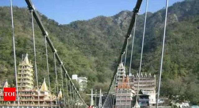 Lakshman Jhula bridge in Rishikesh closed down