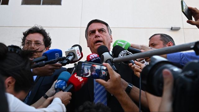 Vádemelést javasol Bolsonaro korábbi elnök ellen a brazil parlament
