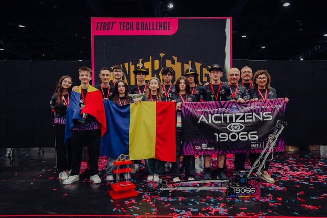Echipa Colegiului Al. Ioan Cuza din Focșani a câștigat campionatul mondial de robotică