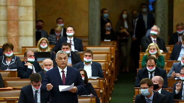 Itt vannak a válaszok Orbán Viktor beszédére - elkezdődött a csata a Parlamentben