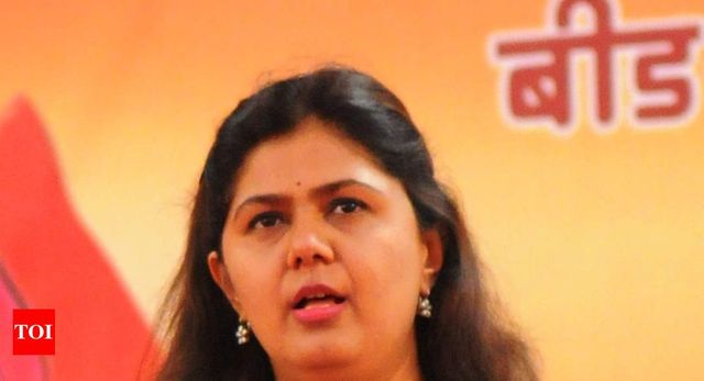 After Cryptic Facebook Post That Raised Eyebrows, Pankaja Munde Removes BJP from Twitter Bio