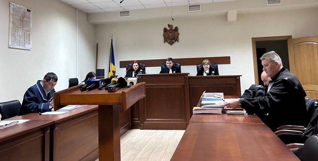 Plahotniuc boicotează prima ședință în procesul fraudei bancare