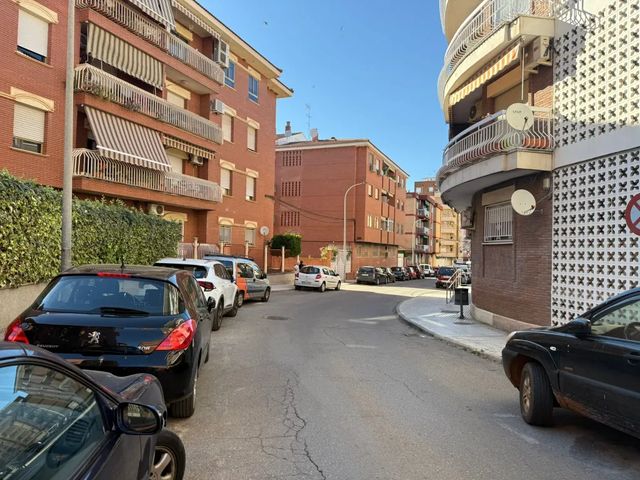 En libertad el padre de acogida del bebé fallecido en Linares tras olvidárselo en el coche