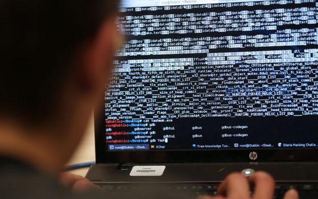 Agenzia cyber, massiccio attacco hacker in corso
