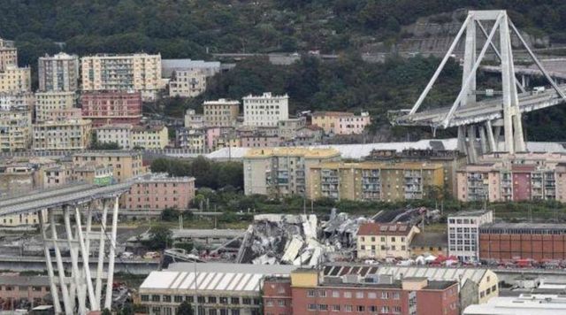 Genova, il controllore di Autostrade non aveva mai neppure visto il Ponte Morandi prima del crollo