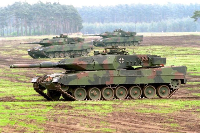 Cancelarul Germaniei este dispus să livreze tancuri de luptă Leopard Ucrainei în anumite condiții