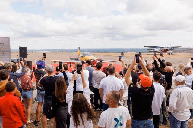 Primul avion construit integral în Republica Moldova a decolat de la Vadul lui Vodă