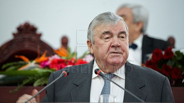 Primul președinte al Moldovei, Mircea Snegur, a împlinit 80 de ani