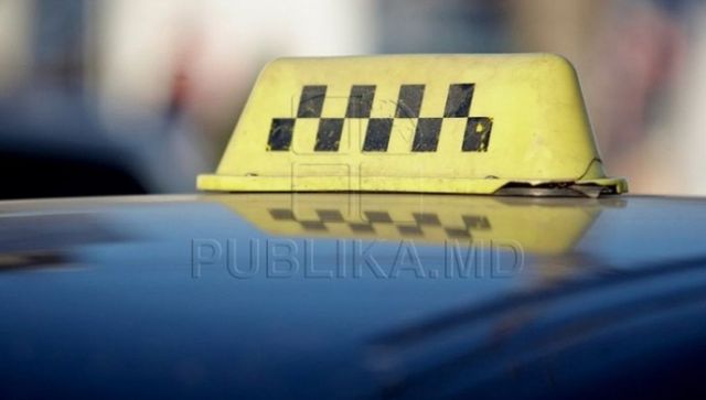 В Бельцах за три дня полиция остановила троих пьяных таксистов