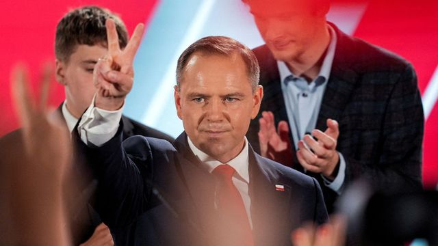 Right-wing historian Karol Nawrocki wins Poland presidential election
