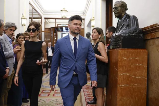 Rufián: «Sánchez está tocado»
