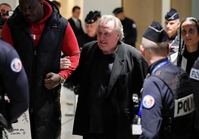 Condenan a Depardieu a 18 meses de prisión condicional por agresiones sexuales en un rodaje