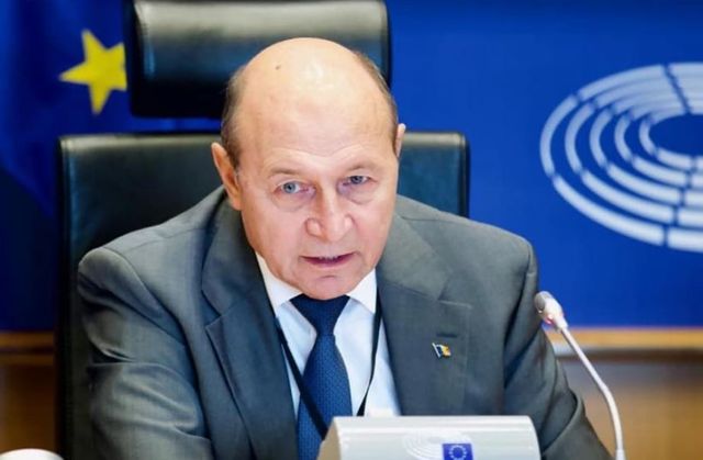 Băsescu: Se pare că orgoliile și lipsa de viziune vor face din dreapta românească o victimă sigură a alegerilor locale