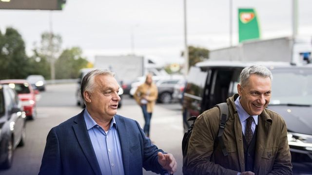 Orbán Viktor hadgyakorlaton vett részt