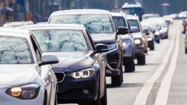 Un tânăr de 27 de ani, suspectat de escrocherie cu automobile de lux, trimis în judecată pentru fraudă de peste 5,2 milioane de lei