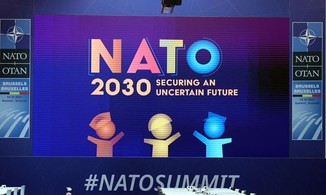 Summit NATO projedná nový přístup vůči Rusku či Číně, poprvé dorazí Biden