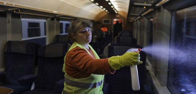 CFR Călători anunță suspendarea temporară a trenurilor pentru navetiști