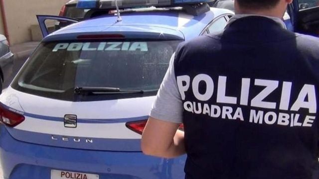 Palermo, arrestati per corruzione due poliziotti squadra mobile