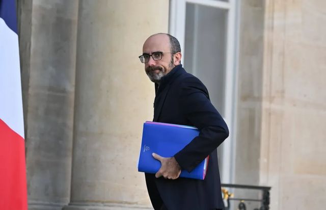Răspunsul SIE, după ce AUR a denunțat o presupusă vizită a șefului spionajului extern al Franței în România