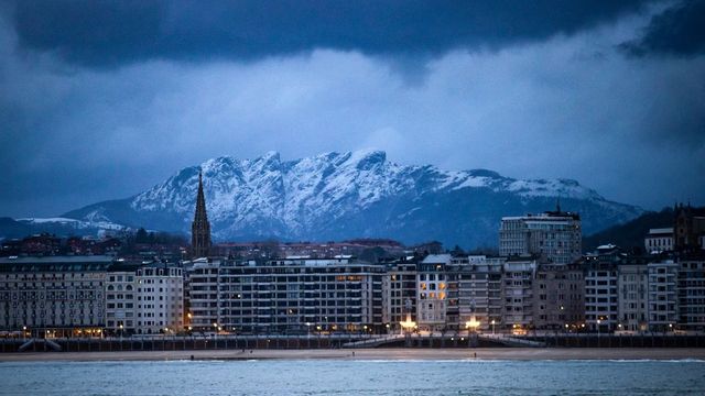 San Sebastián y La Coruña son desde este martes zonas tensionadas para el alquiler