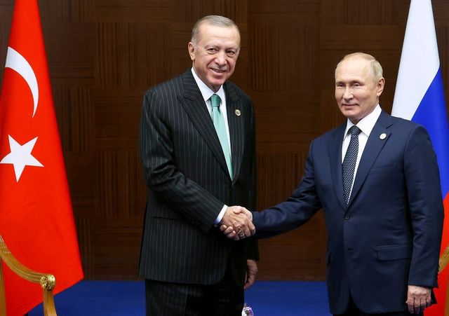 Petrom va aduce gaze din Turcia