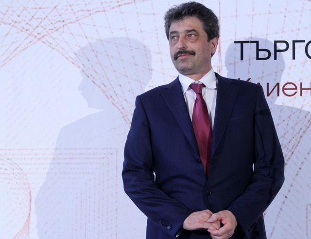 Цветан Василев е поискал да бъде разпитан по делото КТБ