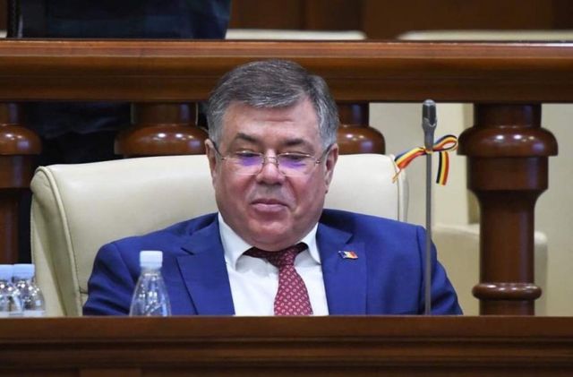 Deputatul Iurie Reniță a sesizat Procuratura Generală în legătură cu imaginile prezentate luni