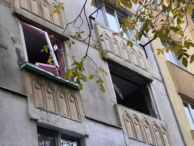 Încă o explozie într-un bloc din România, ca urmare a unei acumulări de gaze: O persoană a fost transportată la spital și 17, evacuate