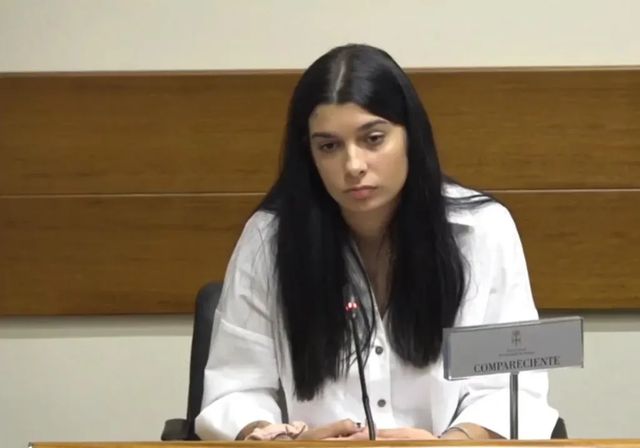 «Me inmovilizaron con correas porque nadie podía quedarse conmigo en el hospital»