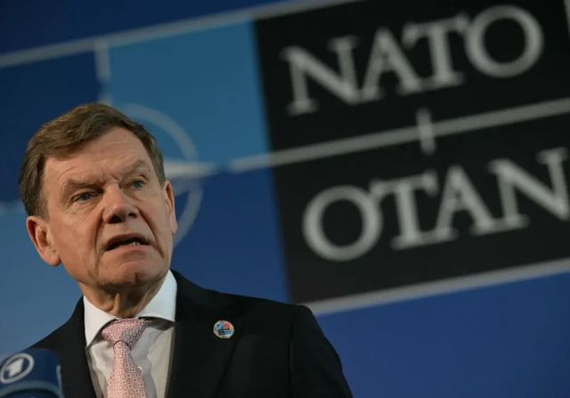 Alemania «de acuerdo» en incrementar el gasto en Defensa hasta el 5% del PIB como exige Trump