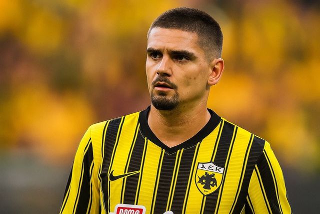 Răzvan Marin, prezentat la multipla campioană a Greciei, AEK Atena