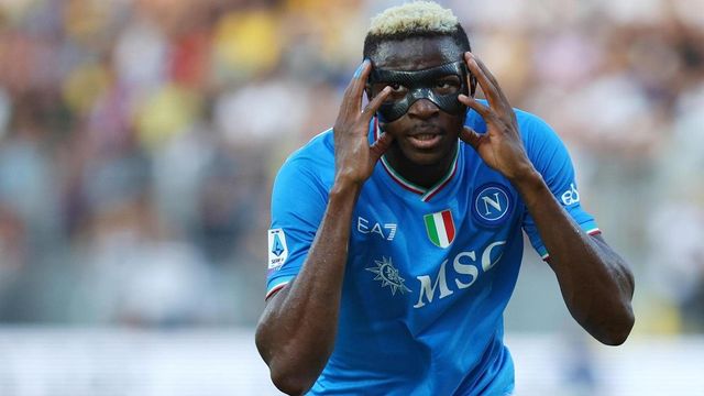 Frosinone-Napoli 1-3, gol di Politano e doppietta di Osimhen