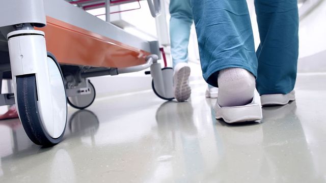 Автобус упал в кювет в Ульяновской области