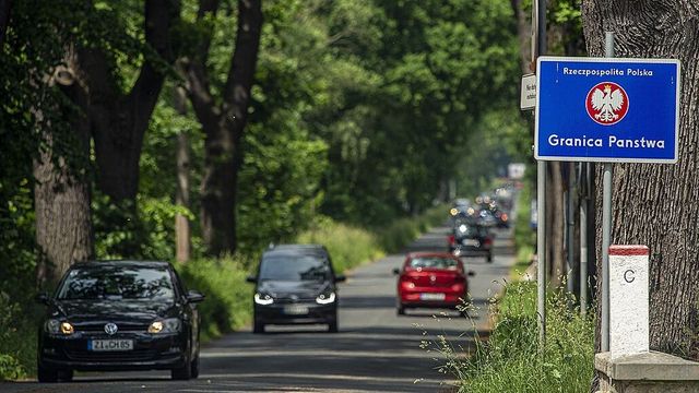 Němečtí policisté budou hlídkovat na české i polské straně hranice