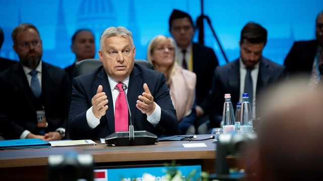 Orbán a türköket méltatta Magyarország energiaellátása kapcsán