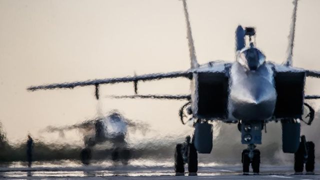 МиГи отогнали британского разведчика от российской границы