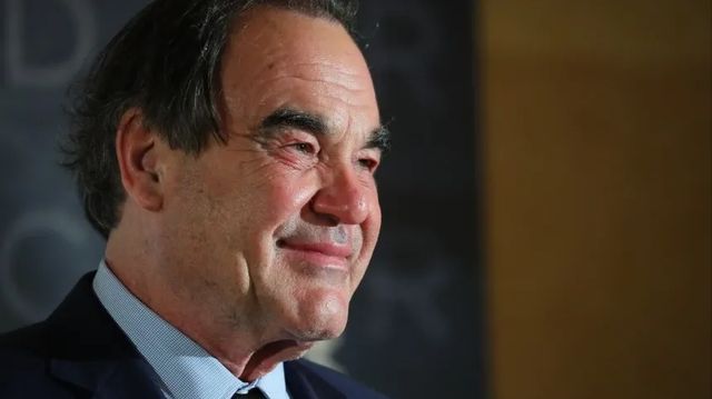 Оливер Стоун предсказал США возмездие за зло