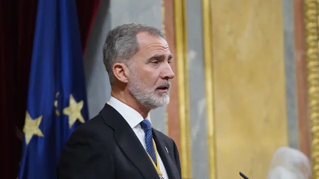 Felipe VI, al Parlamento: “Los jóvenes necesitan recibir una España cohesionada y unida”