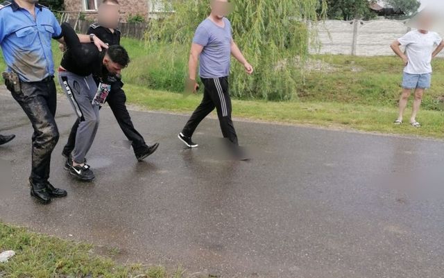 Deținutul din Satu Mare care a evadat de la un punct de lucru a fost prins de polițiști