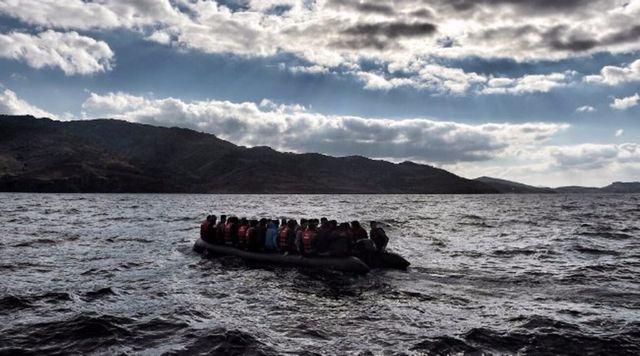 Video shock del Nyt, la Grecia abbandona migranti in mare
