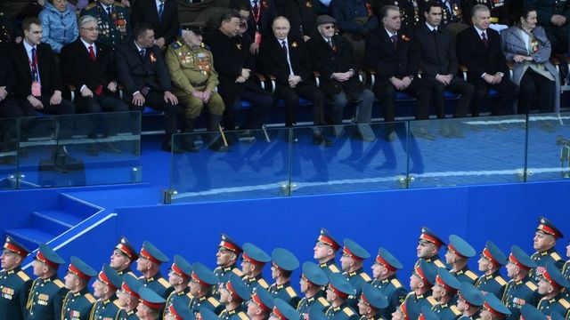 Rusia celebra los 80 años de la victoria sobre los nazis con un gran desfile en Moscú