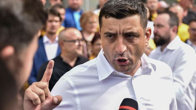 George Simion a mers singur la Parchetul General
