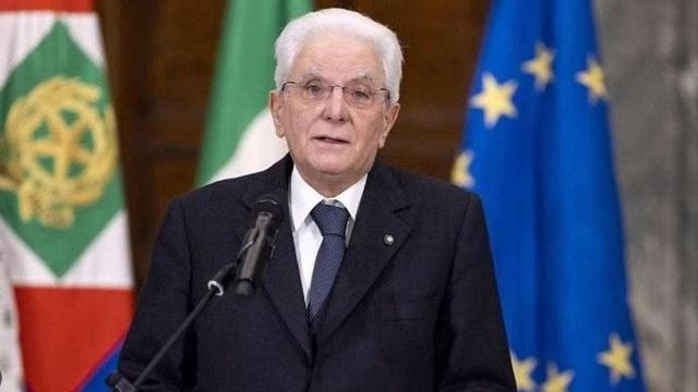 Ustica, la Procura di Roma indaga su post fake contro Mattarella