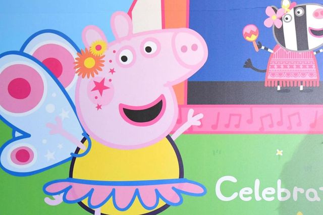 Il colosso americano Hasbro compra Peppa Pig