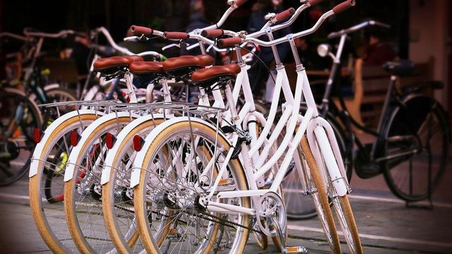 Kerékpárokat ajánlott fel a Magyar Kerékpáros Turisztikai Szövetség egészségügyi dolgozóknak