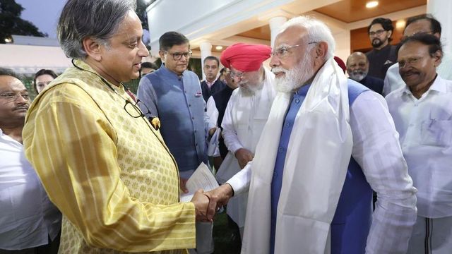 PM Modi meets members of all-party delegations