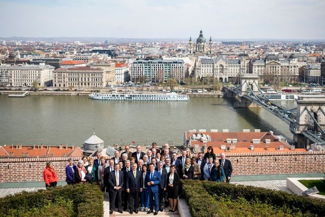 Orbán Viktor német kereszténydemokrata képviselőkkel tárgyalt