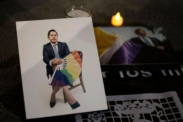 Primul magistrat non-binar mexican, activist LGBTQ+, a fost găsit mort alături de partener
